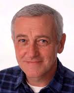 (Martin Crane) &quot;Martin and Frasier are trying to figure each other out,&quot; says John Mahoney of ... - biomahoney