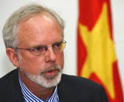 U.S. Ambassador to Vietnam David Shear speaks in Hanoi, Sept. 9, 2011. AFP. A congressman who has been critical of Vietnam&#39;s human rights record asked ... - image