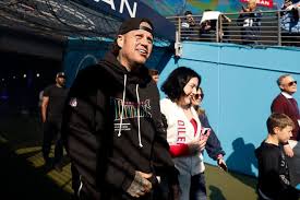 Jelly Roll Shaves Beard: Fans Shocked! Ebi Di Ahenfie Mu?