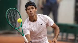 Guto Miguel vence Storck e está na final juvenil de Roland Garros