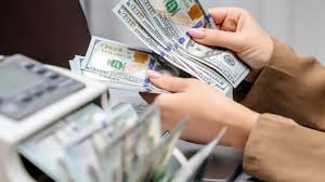 Dólar en picada ante súper peso; cerró semana en este precio🎦