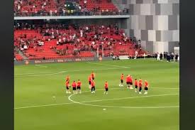 Just a few minutes away from the big challenge - this is the atmosphere at Air Albania