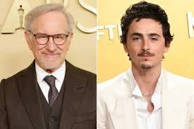 Spielberg defende a arte do cinema e critica comentários de Chalamet sobre balé e ópera
