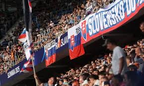 Slovak official: Hundreds of tickets with Balkan names, but with EU passports