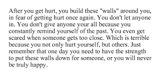 Top 21 celebrated quotes about walls image Hindi | WishesTrumpet via Relatably.com