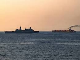 Live Iran | Eerste geladen lng-tanker lijkt door Straat van Hormuz te zijn gevaren