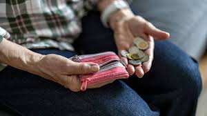 Pensión por viudez: SCJN elimina regla que la cancelaba si trabajabas