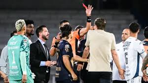 Solari acabó expulsado: ¿Cómo le fue a los refuerzos de Pumas?