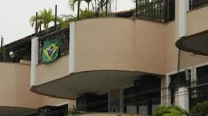 Copa 2026: condomínio pode proibir bandeira do Brasil na janela ou sacada?