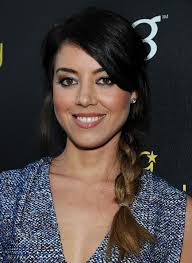 Aubrey Plaza wore her hair in a loose braid with an ombre touch when she attended the Young Hollywood Awards. - Aubrey%2BPlaza%2BUpdos%2BLoose%2BBraid%2BIEK_LOBd4o3l