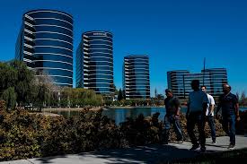 Oracle Posts Strong Cloud Revenue Growth Following AI Bookings (ORCL)
