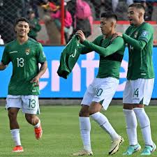 Bolívia aposta em novos heróis com uma missão: voltar à Copa do Mundo