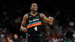 De'Aaron Fox: Spurs Nya a Ɔbɔ Ne Ho Banfoɔ Wɔ Wembanyama Ho