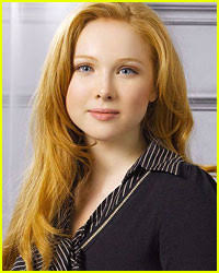 Where In The World Is Molly Quinn on &#39;Castle&#39;? Where In The World Is Molly Quinn on &#39;Castle&#39;? Wait, what happened to Molly Quinn on Castle? - molly-quinn-where-castle
