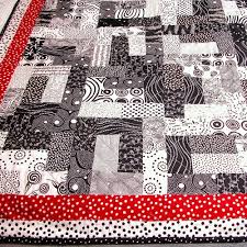 Résultat de recherche d'images pour "red and white quilts"