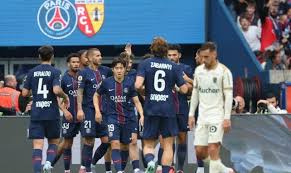 PSG vs. Auxerre: ¡Alineación Confirmada con Mbaye y Kvaratskhelia! - Imagen principal del artículo