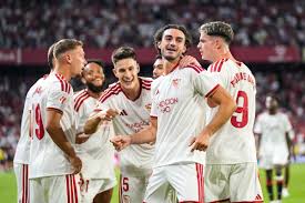 El Sevilla hurga en la herida del Valencia | Fútbol | Deportes — EL PAÍS