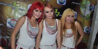 Hasil gambar untuk foto hot trio macan