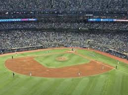 Rogers Centre Hotel Offers Unbeatable World Series View