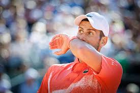 Novak Djoković y Kamil Majchrzak: El duelo de tres horas en Indian Wells