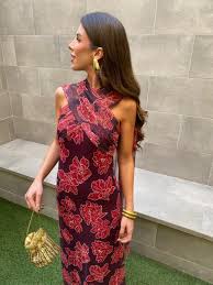 Vestido Villegas Vino — cómo elegir y encontrar el vestido de comunión para madre o invitada por foto