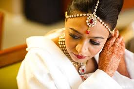 Chicago, Illinois Indian Wedding by Joseph Kang - indian-wedding-bride-jewelry-makeup-getting-ready