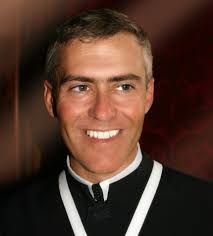 Elias Matthew Carr Can.Reg. wurde in New York/USA geboren, 1999 zum Priester geweiht und trat 2002 in das Stift Klosterneuburg ein. - vitus_elias_carr_gross