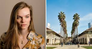 Résultat de recherche d'images pour "pope would you kiss the feet of rape victims"