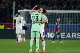 Krisen-Frankfurt gegen wiedererstarktes Augsburg - Keller-Knaller auf St. Pauli