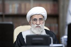 آیت‌الله جنتی: ایران در برابر تهدید و زورگویی سر خم نخواهد کرد/ نیازمند روحیه جهادی در عرصه نبرد اقتصادی هستیم