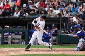 Chicago White Sox hit 3 home runs in the 6th to rally for the series win against the Los Angeles Dodgers