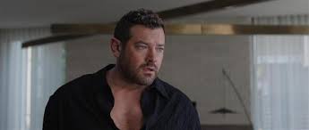 عمرو يوسف يُحقق رقمًا قياسيًا جديدًا بفيلم «السلم والثعبان 2» بالدول العربية