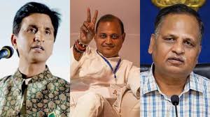 AAP नेताओं की मुश्किलें बढ़ीं! कुमार विश्वास को कोर्ट का समन