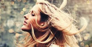 Ellie Goulding “<b>Beating Heart</b>”. 25 February 10.01 am Music news - p_49f11373755