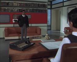 Изображение: retrofuturistic living room with a family interacting with a bulky computer terminal, showcasing an early vision of home automation.