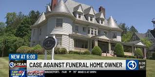 Funeral Home Director Arrested for Embezzlement; Dozens of Victims Suspected
