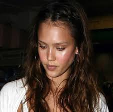 ... earrings by Lisa Stein, another local whose pieces lean toward the delicate and ethereal. The 18-karat gold and diamond hoop earrings are Stein&#39;s ... - jessicaalba_2