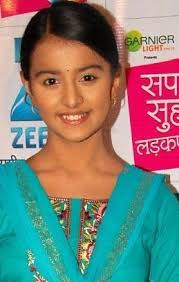 Tellybuzz in conversation with the sweet and simple Mahima Makwana who plays Rachna on Sapne Suhane ... - 6F7_Mahima