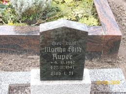 Grab von Martha Edith Kuper (04.11.1947-27.11.1947), Friedhof ...