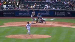 Pittsburgh Pirates 3 - New York Yankees 0: Bot 7th