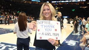 Riley Gaines says Target Center staffer tried to shut down her Sophie Cunningham sign