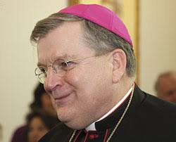 Archbishop Burke to Head Vatican&#39;s Highest Court, Stephen Mirarchi, ... - 2008_07_09_Mirarchi_ArchbishopBurke_ph_Archbishop