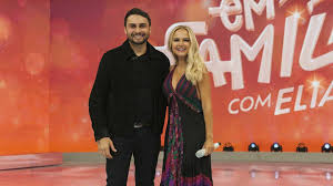 Em Família com Eliana: Mano Walter recebe homenagem dos filhos no Dia dos Pais