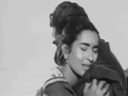 Mere Saajan Hai Us Paar – Bandini [1963] Lyrics: Shailendra Kalyani caught in choice between Deven and Bikash. On one side she has the young lover, ... - bandini-nutan-ashok-kumar-mere-saajan-hai-us-paar