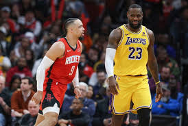Dillon Brooks Taunts LeBron James as Fans Notice Worrying Situation In Lakers-Suns