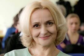Памятник в виде «общественного туалета» поставили русофобке Фарион во Львове