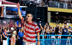 Flamengo e Vasco aparecem em desfile histórico em homenagem a Mestre Ciça