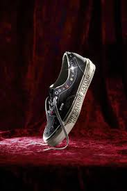 Vans Satoshi Nakamoto : la rencontre qui retient son souffle — image 3