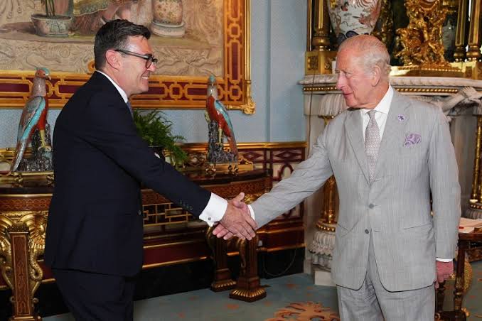 'King of the North' Andy Burnham becomes 7th British prime minister in a decade; vows to deliver 'a new plan for Britain'