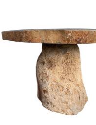 Table Rocher en pierre avec pied